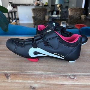 Peloton spin shoes
